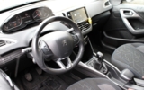 vehicle image #9