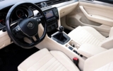 vehicle image #12