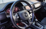vehicle image #19