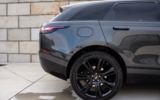vehicle image #11