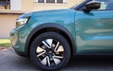 vehicle image #10