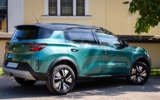 vehicle image #8