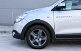 vehicle image #10