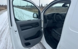 vehicle image #10