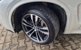 vehicle image #9