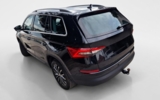 vehicle image #9