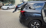 vehicle image #37