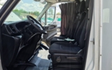 vehicle image #19