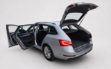vehicle image #27