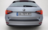 vehicle image #9
