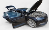 vehicle image #16