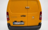 vehicle image #9