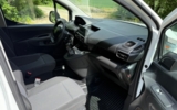 vehicle image #13