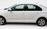 vehicle image #9