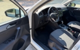 vehicle image #10