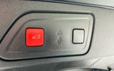 vehicle image #11