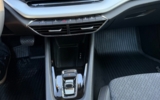 vehicle image #26
