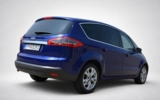 vehicle image #4