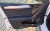 vehicle image #10