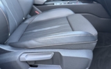 vehicle image #19