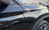 vehicle image #9