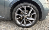 vehicle image #9