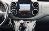 vehicle image #29