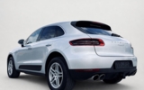 vehicle image #9