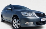 vehicle image #16