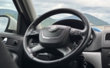 vehicle image #30