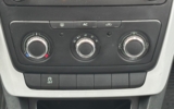 vehicle image #29