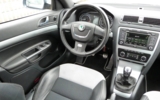 vehicle image #16