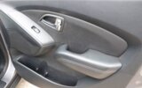 Hyundai ix35 2.0 CRDi VGT Premium 4x4 A/T – fotografia 32