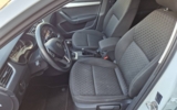 vehicle image #9