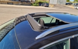 vehicle image #10