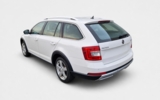 vehicle image #5