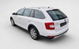 vehicle image #5