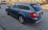Škoda Octavia Combi 2.0 TDI Scout DSG 4x4 – fotografia 5