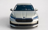 vehicle image #6