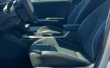vehicle image #10
