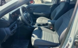 vehicle image #10