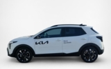 vehicle image #3