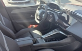 vehicle image #9