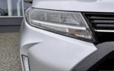 vehicle image #8
