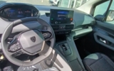 vehicle image #10