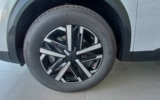 vehicle image #12