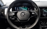 vehicle image #9