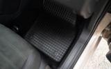 vehicle image #19