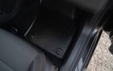 vehicle image #19