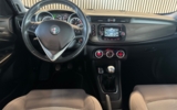 vehicle image #10